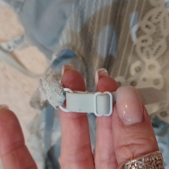 Beautiful Aerie Sage Green Bralette - Picture 4 of 7